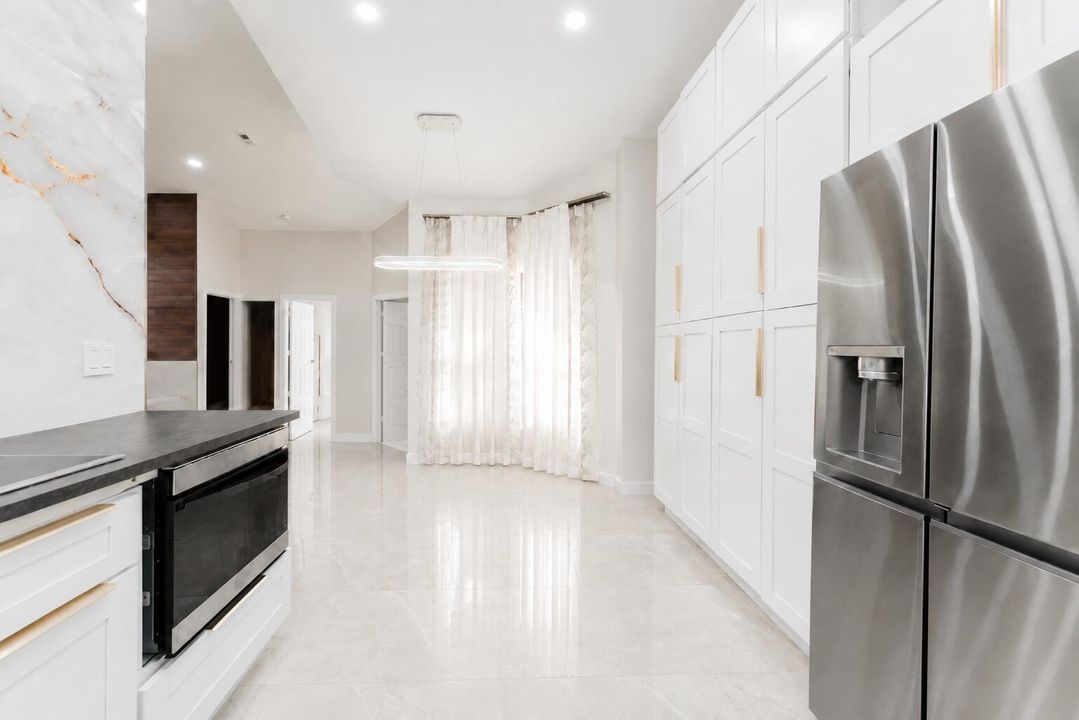 Dinning:kitchen