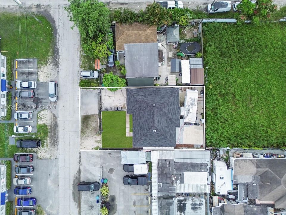 Vendido Recientemente: $589,900 (4 camas, 3 baños, 1250 Pies cuadrados)