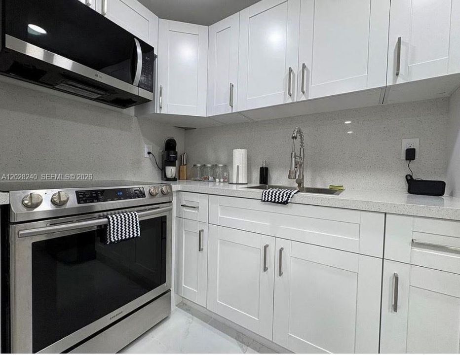 В аренду: $1,800 (1 спален, 1 ванн, 550 Квадратных фут)