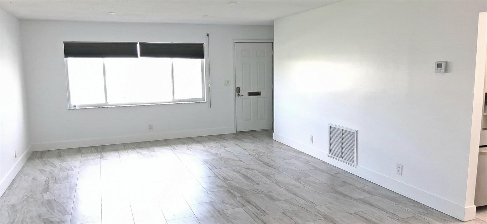 1590n