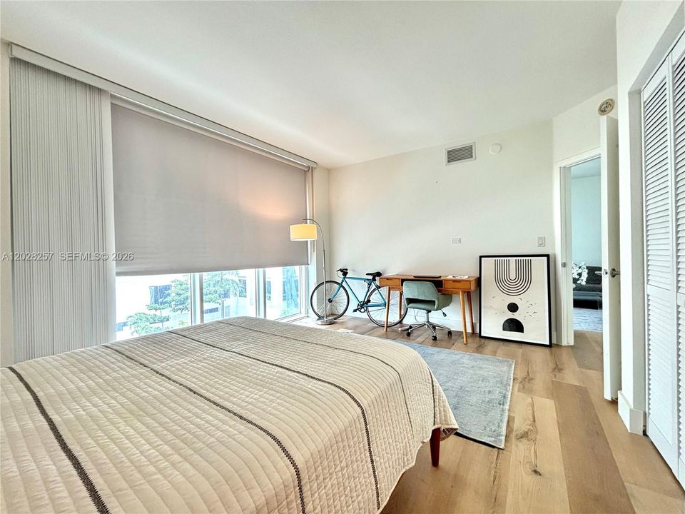 For Rent: $3,500 (2 beds, 2 baths, 1065 Square Feet)