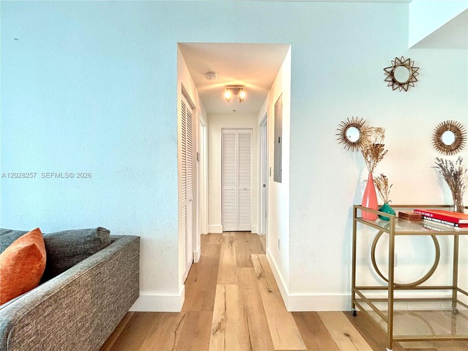 For Rent: $3,500 (2 beds, 2 baths, 1065 Square Feet)