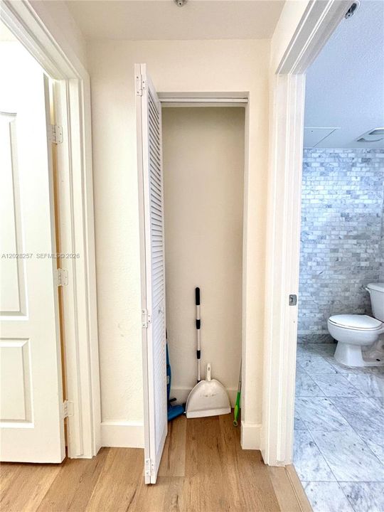 For Rent: $3,500 (2 beds, 2 baths, 1065 Square Feet)