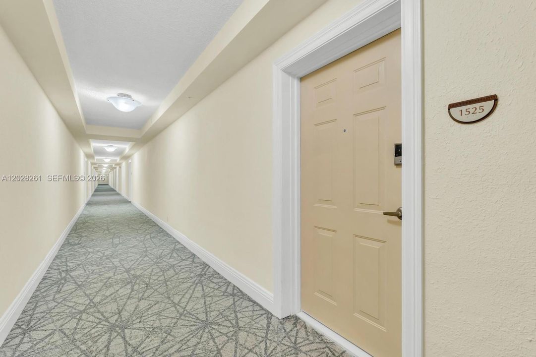 Activo con contrato: $869,000 (2 camas, 2 baños, 1198 Pies cuadrados)