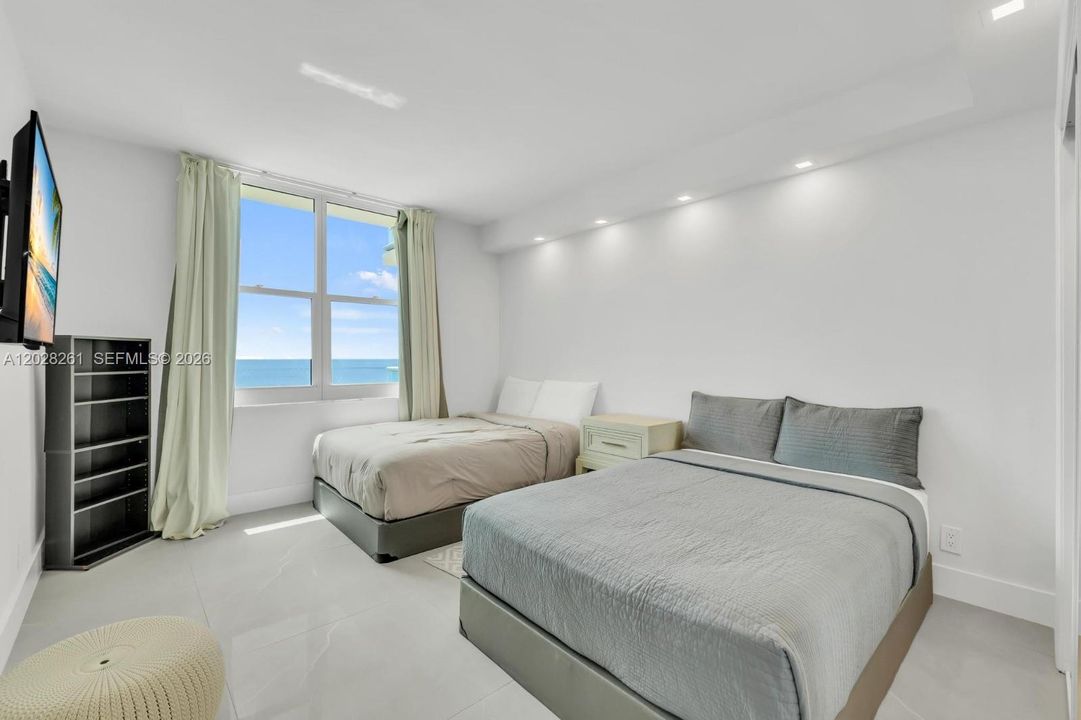 Activo con contrato: $869,000 (2 camas, 2 baños, 1198 Pies cuadrados)