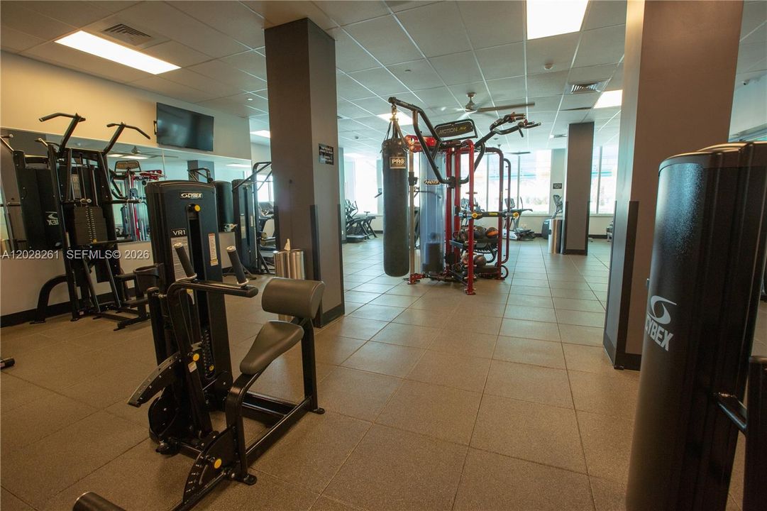 Activo con contrato: $869,000 (2 camas, 2 baños, 1198 Pies cuadrados)