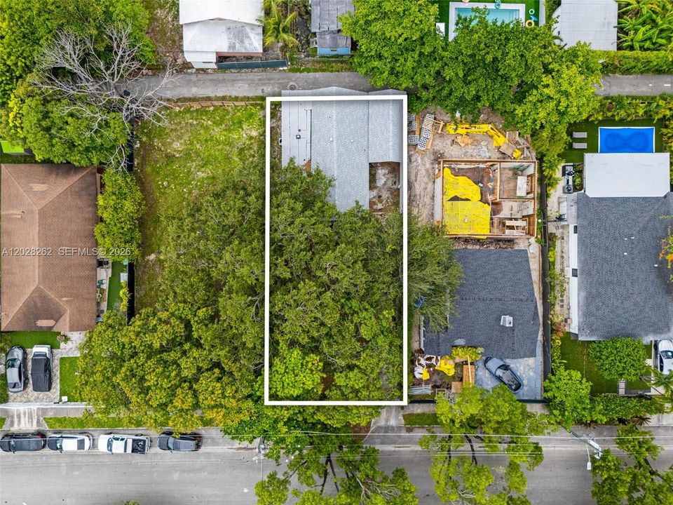 Activo con contrato: $595,000 (3 camas, 2 baños, 1600 Pies cuadrados)