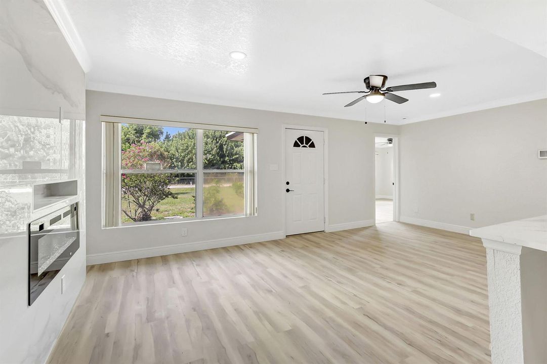 Living room 2