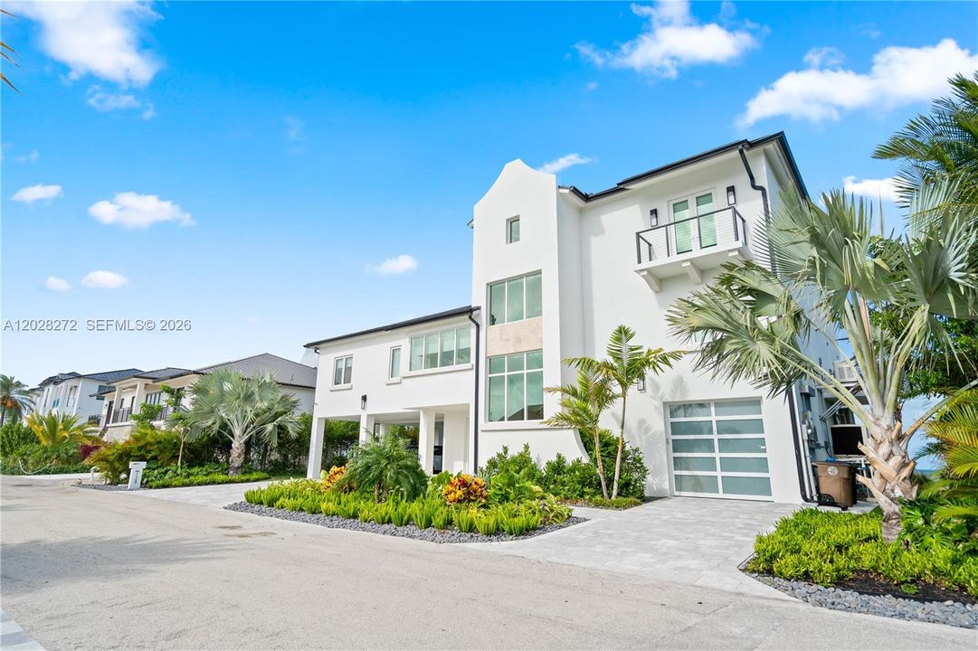 For Sale: $7,750,000 (4 beds, 4 baths, 0 Square Feet)