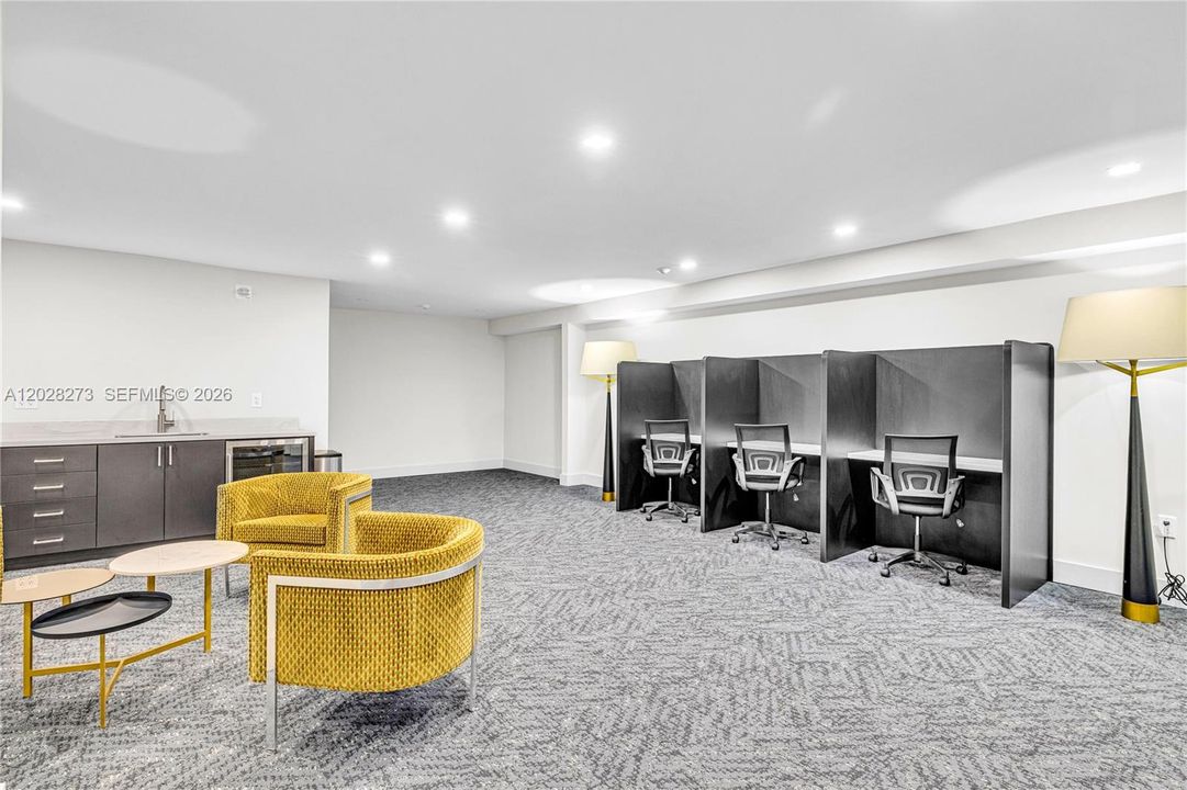 work stations in solarium