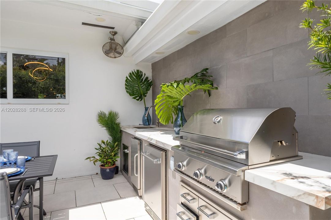 For Sale: $2,750,000 (5 beds, 3 baths, 3174 Square Feet)