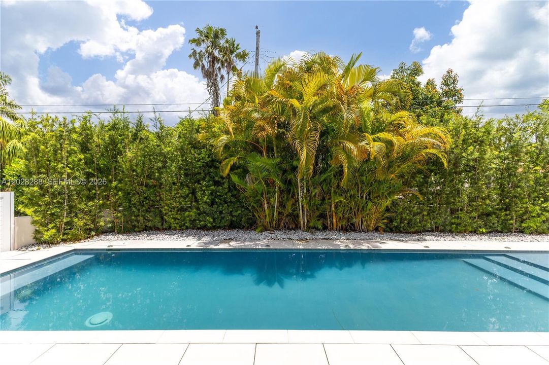 For Sale: $2,750,000 (5 beds, 3 baths, 3174 Square Feet)