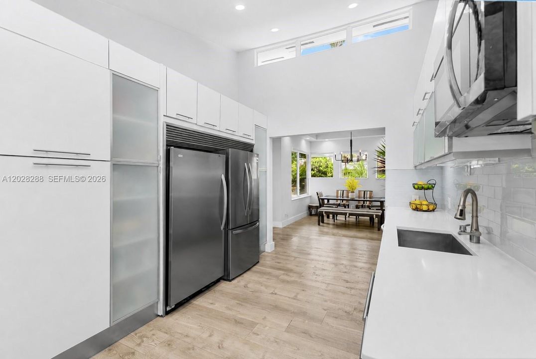 For Sale: $2,750,000 (5 beds, 3 baths, 3174 Square Feet)