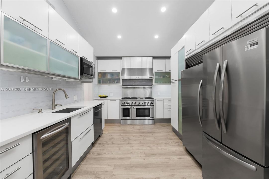 For Sale: $2,750,000 (5 beds, 3 baths, 3174 Square Feet)