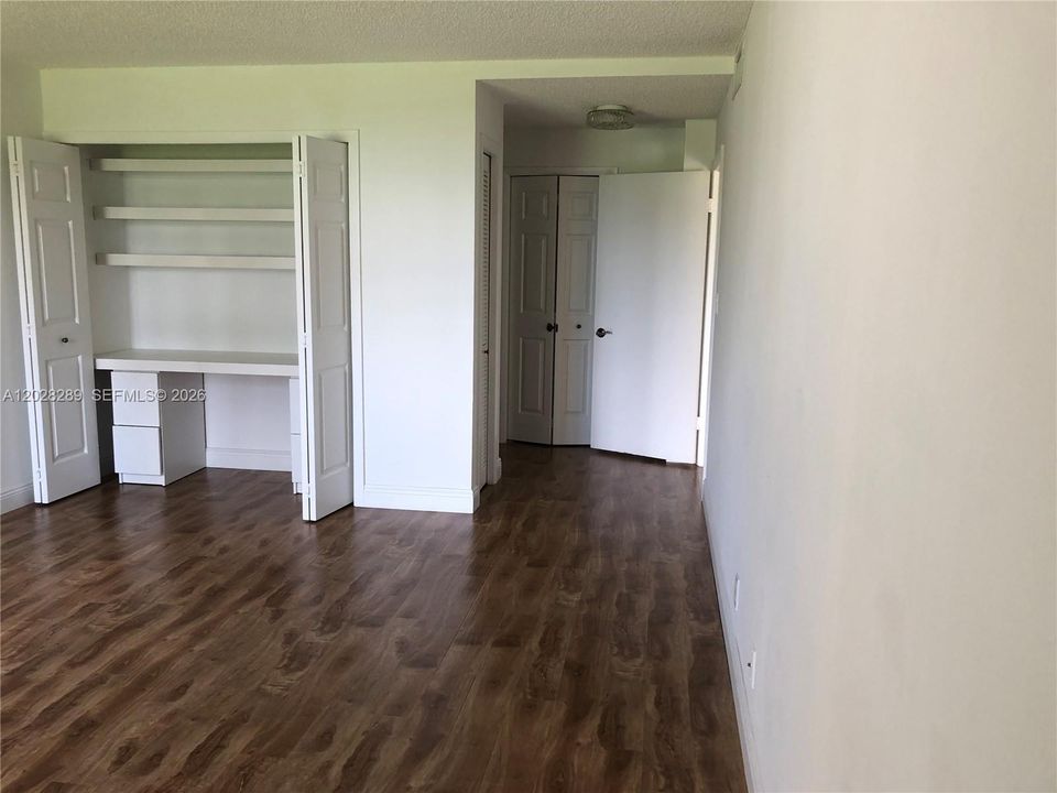 На продажу: $330,000 (2 спален, 2 ванн, 1273 Квадратных фут)