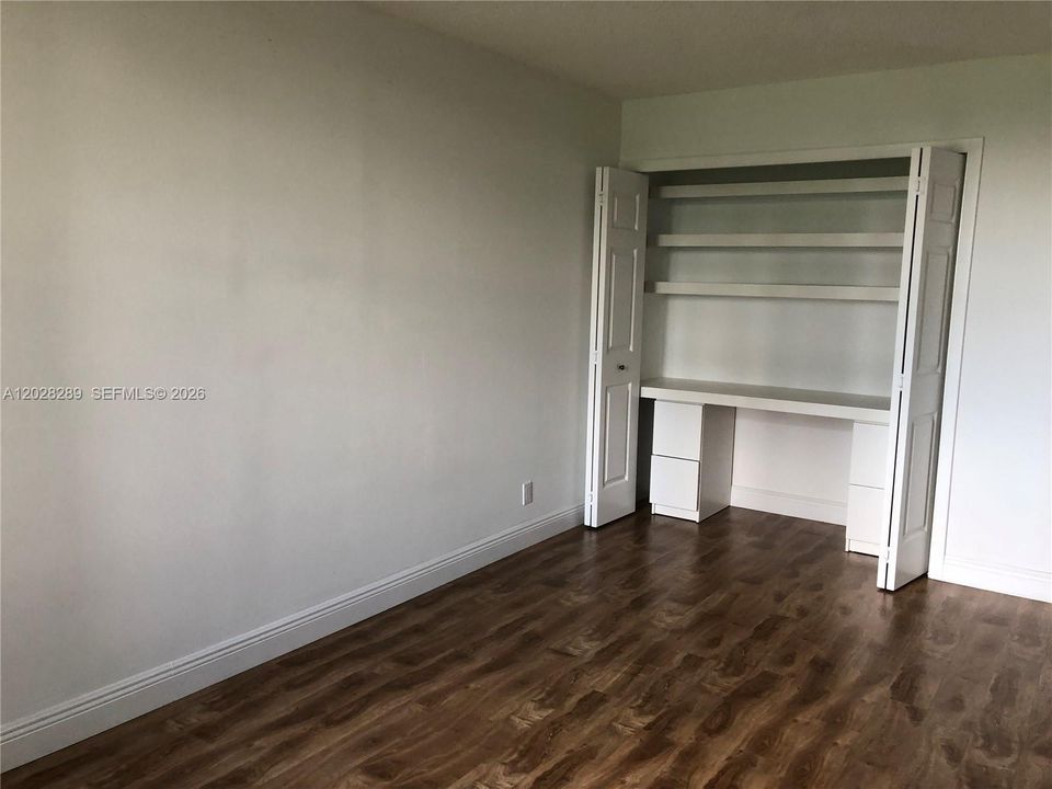 На продажу: $330,000 (2 спален, 2 ванн, 1273 Квадратных фут)
