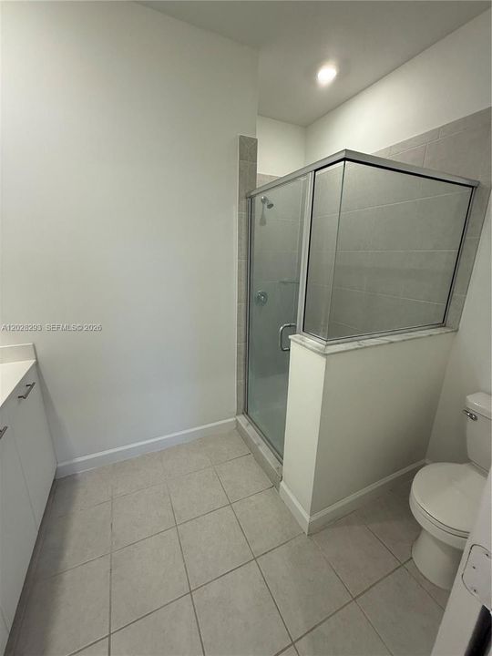 En Venta: $575,000 (4 camas, 2 baños, 1820 Pies cuadrados)