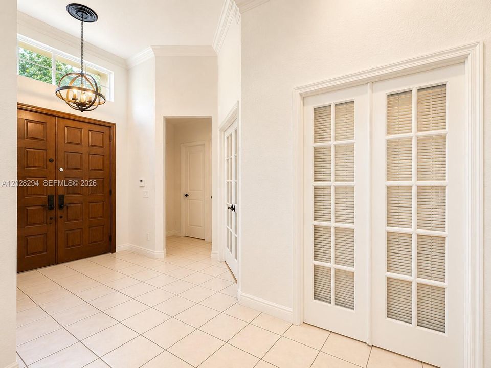 For Rent: $3,450 (4 beds, 2 baths, 2054 Square Feet)