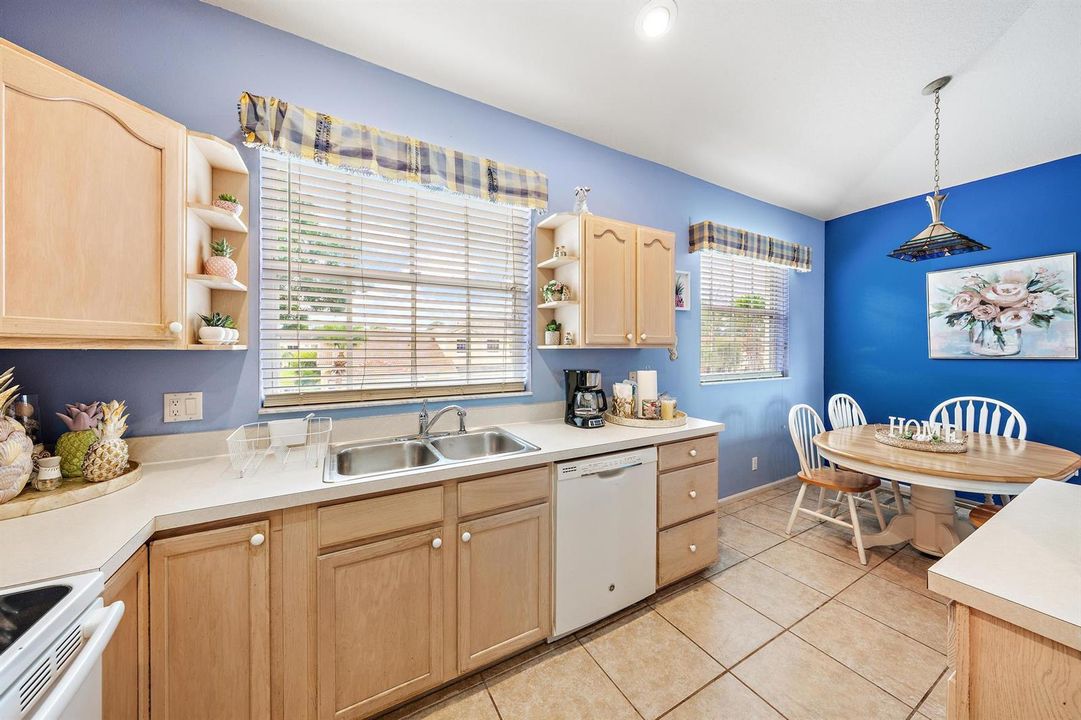 9224 Wentworth Ln-4