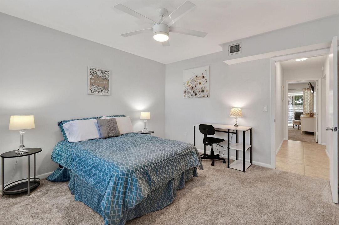 9GardenSt#204J(34)