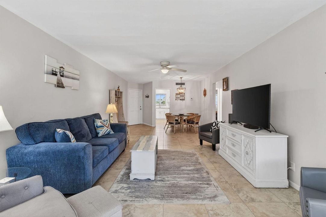 9GardenSt#204J(10)