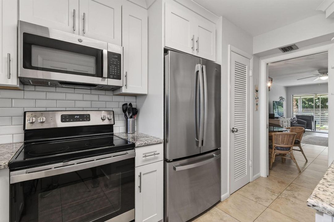 9GardenSt#204J(20)