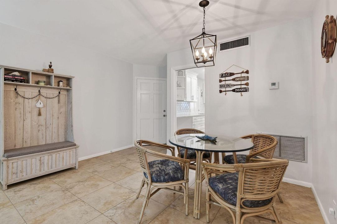 9GardenSt#204J(11)