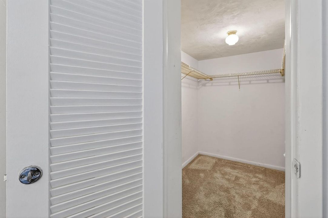 9GardenSt#204J(29)
