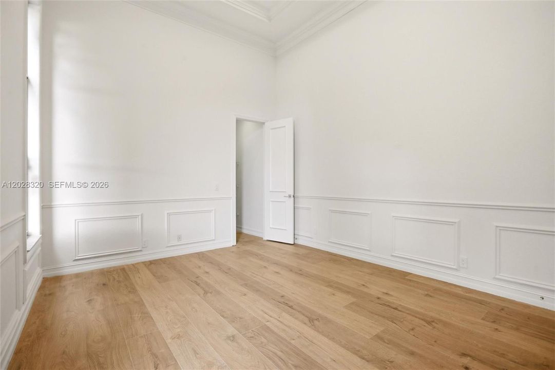 На продажу: $2,725,000 (5 спален, 5 ванн, 4556 Квадратных фут)