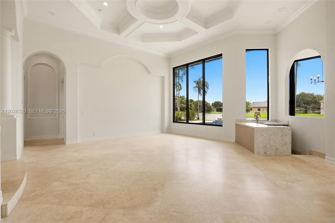 For Sale: $2,725,000 (5 beds, 5 baths, 4556 Square Feet)
