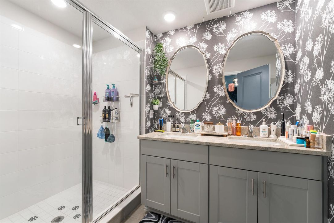 Primary Full Bath