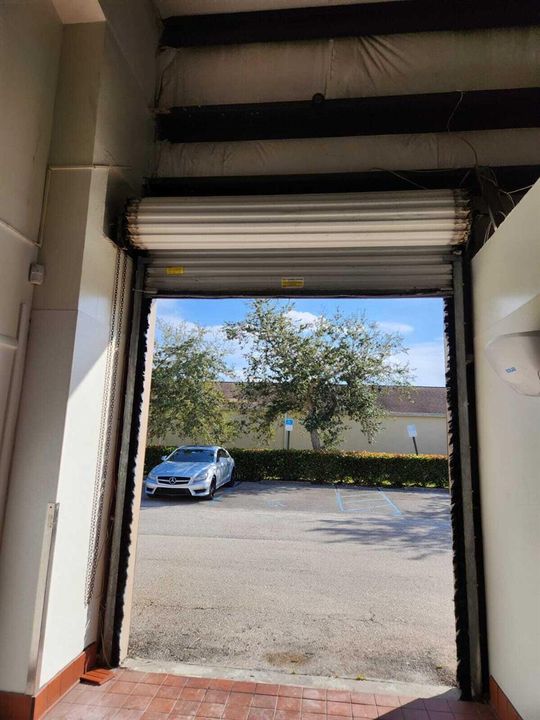 Roll Up Door