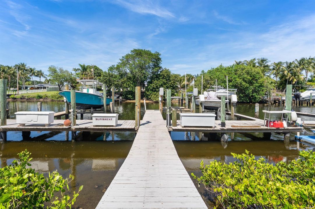 Docks