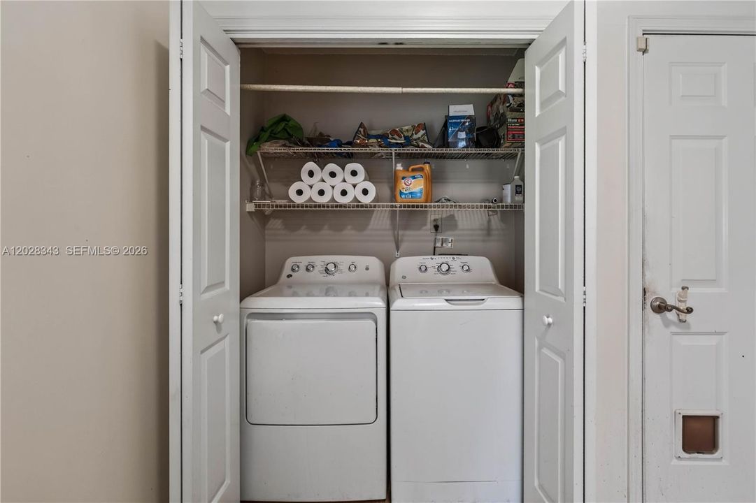 For Sale: $335,000 (4 beds, 2 baths, 1768 Square Feet)
