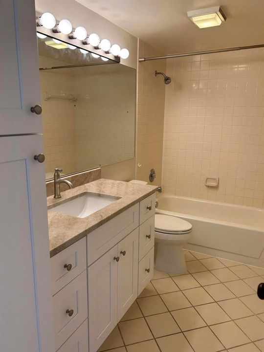 2nd BR Bath