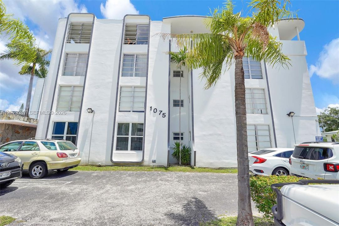 En Venta: $375,000 (1 camas, 1 baños, 850 Pies cuadrados)