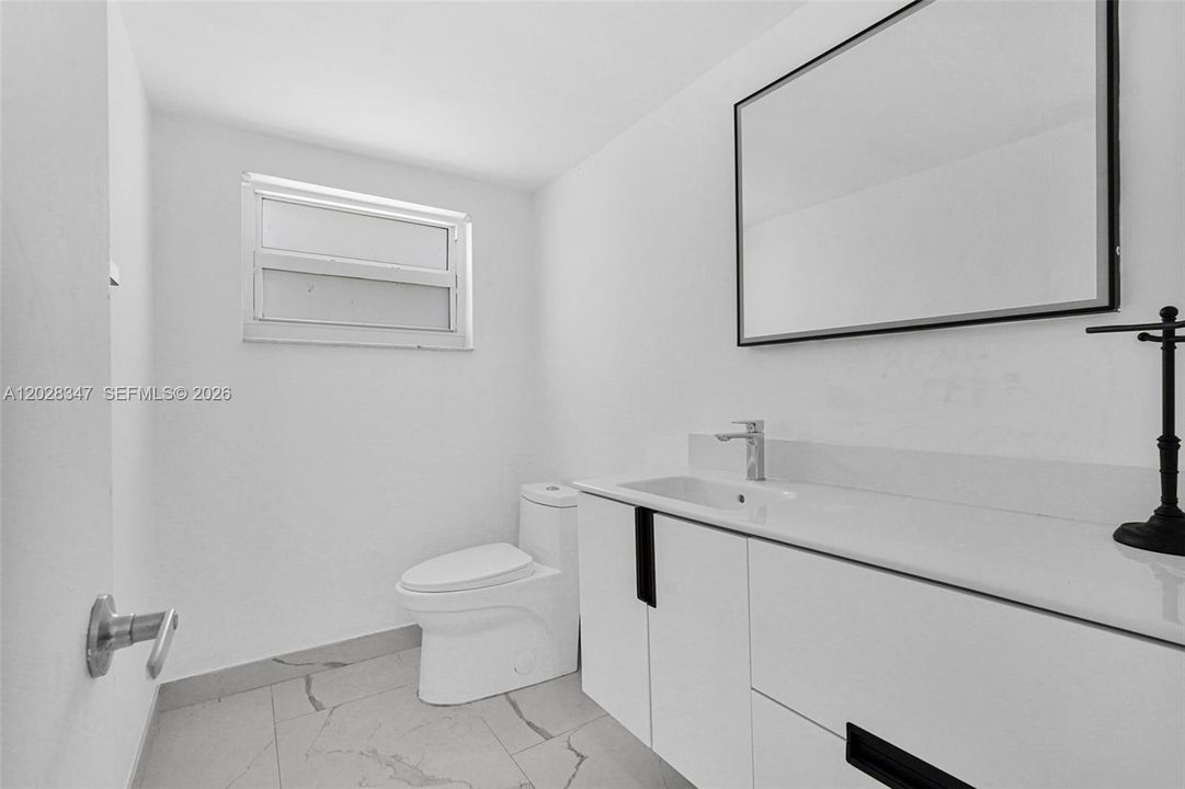En Venta: $375,000 (1 camas, 1 baños, 850 Pies cuadrados)