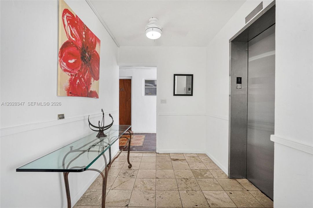 En Venta: $375,000 (1 camas, 1 baños, 850 Pies cuadrados)