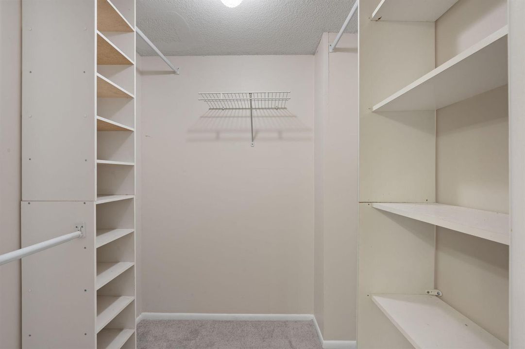 21-web-or-mls-2650 S Course Dr 308 Pompa