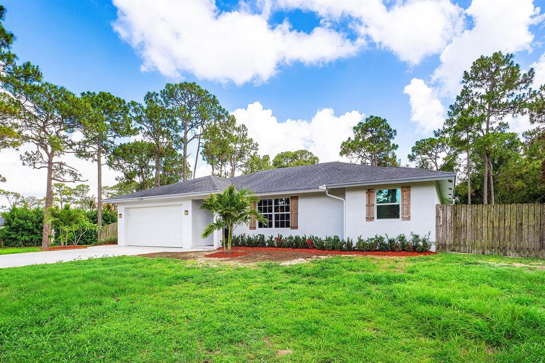 003-1214462ndLaneNorth-WestPalmBeach-FL-