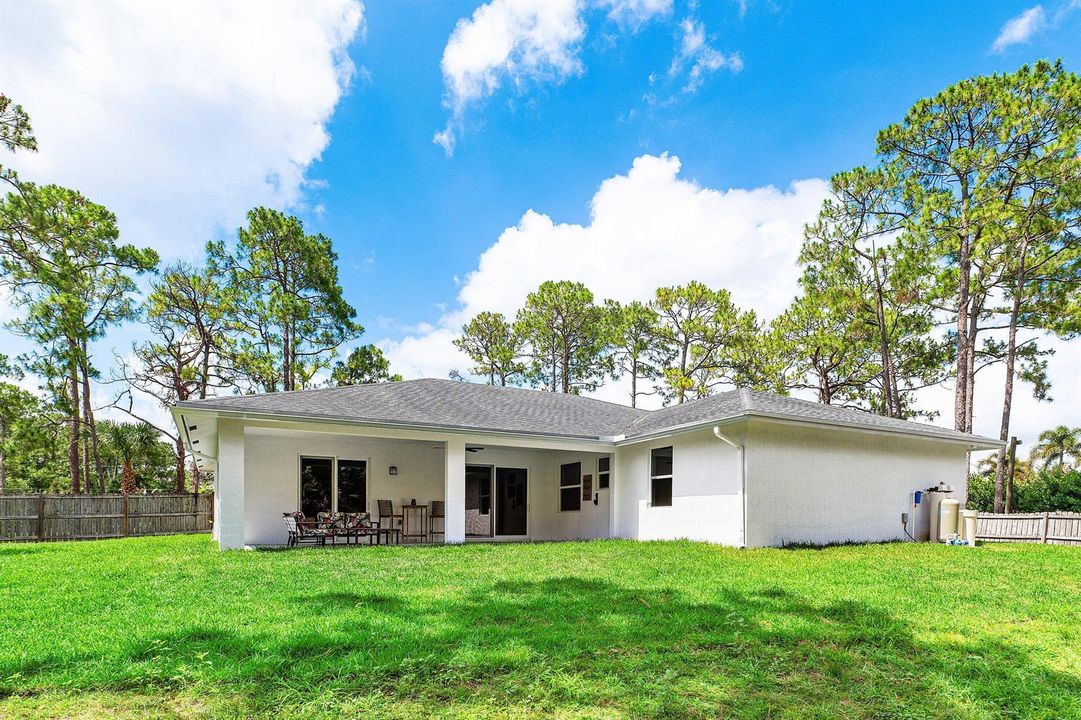 025-1214462ndLaneNorth-WestPalmBeach-FL-
