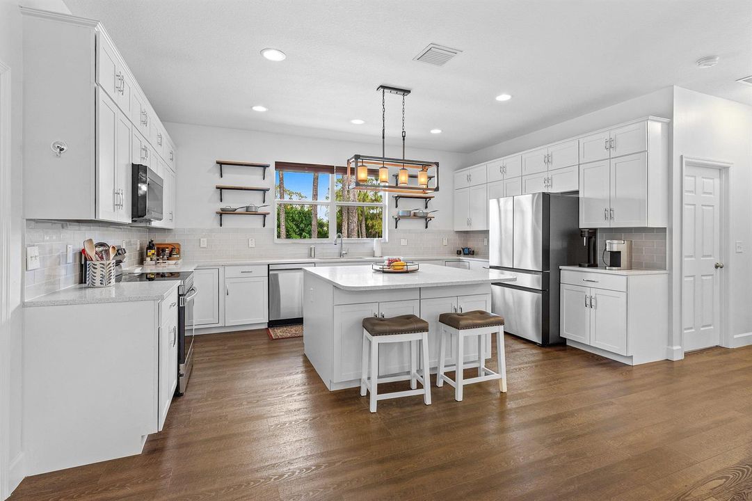 010-1214462ndLaneNorth-WestPalmBeach-FL-
