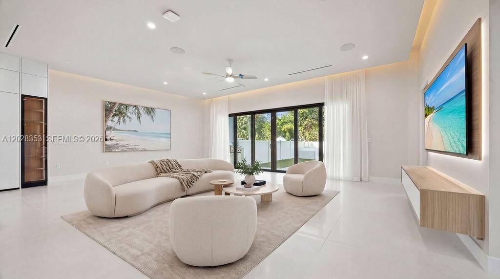 For Sale: $1,565,000 (4 beds, 3 baths, 2434 Square Feet)
