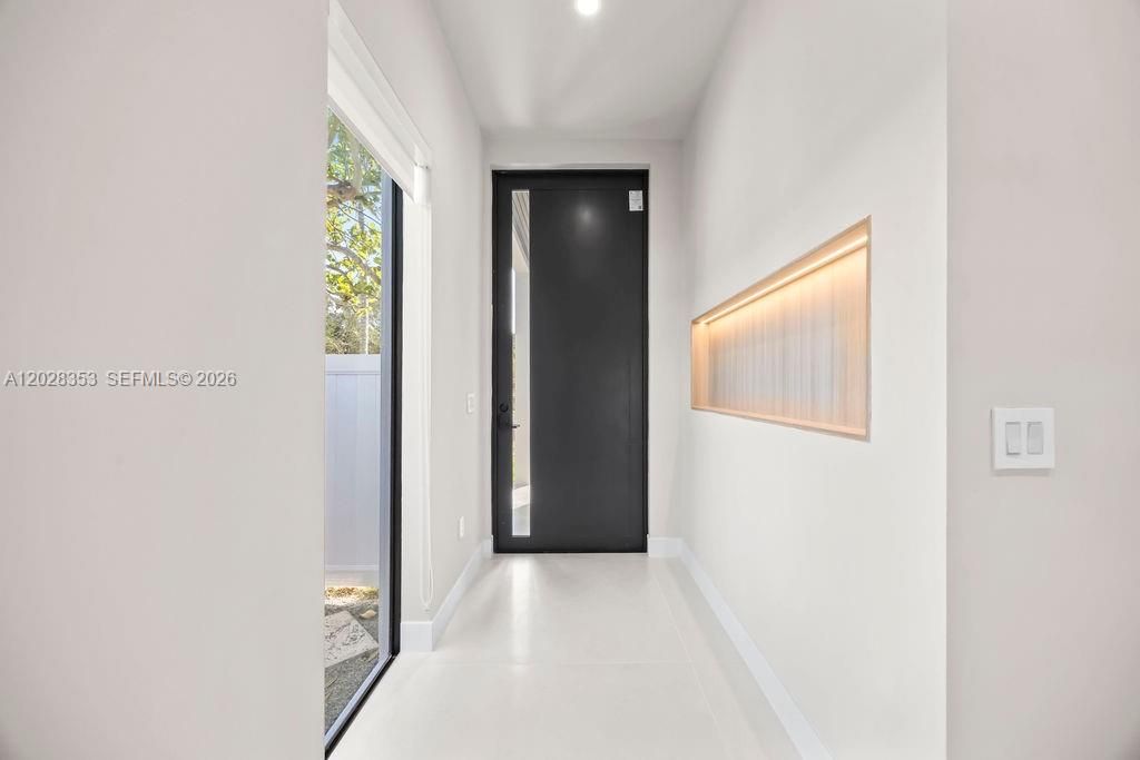 For Sale: $1,565,000 (4 beds, 3 baths, 2434 Square Feet)