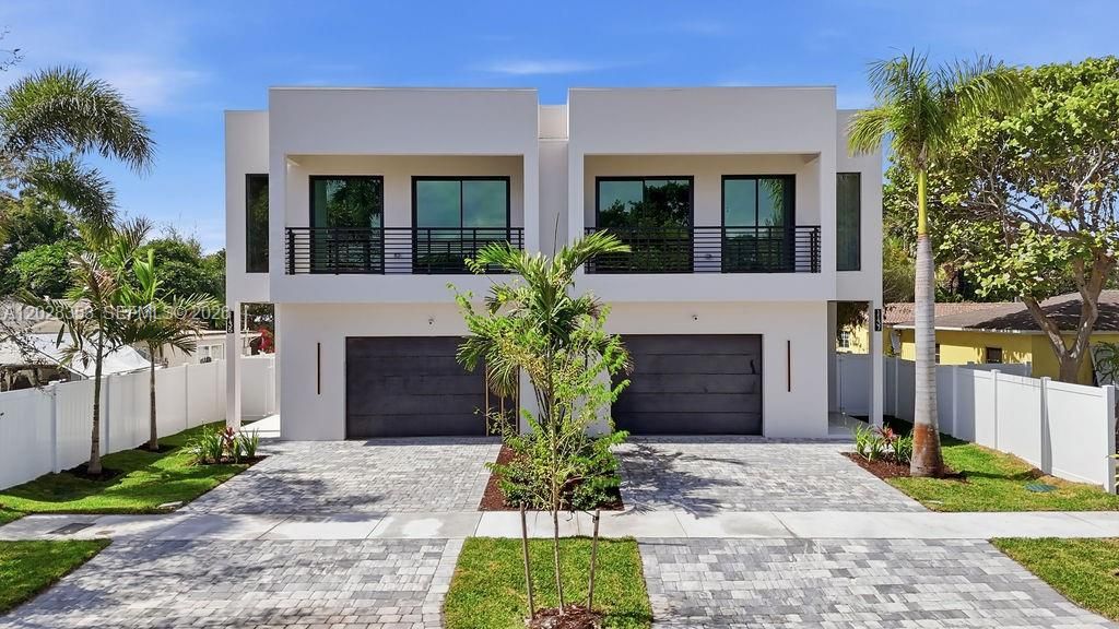 For Sale: $1,565,000 (4 beds, 3 baths, 2434 Square Feet)