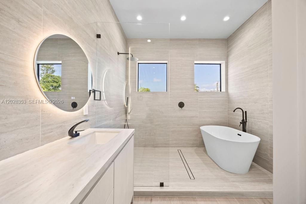 For Sale: $1,565,000 (4 beds, 3 baths, 2434 Square Feet)