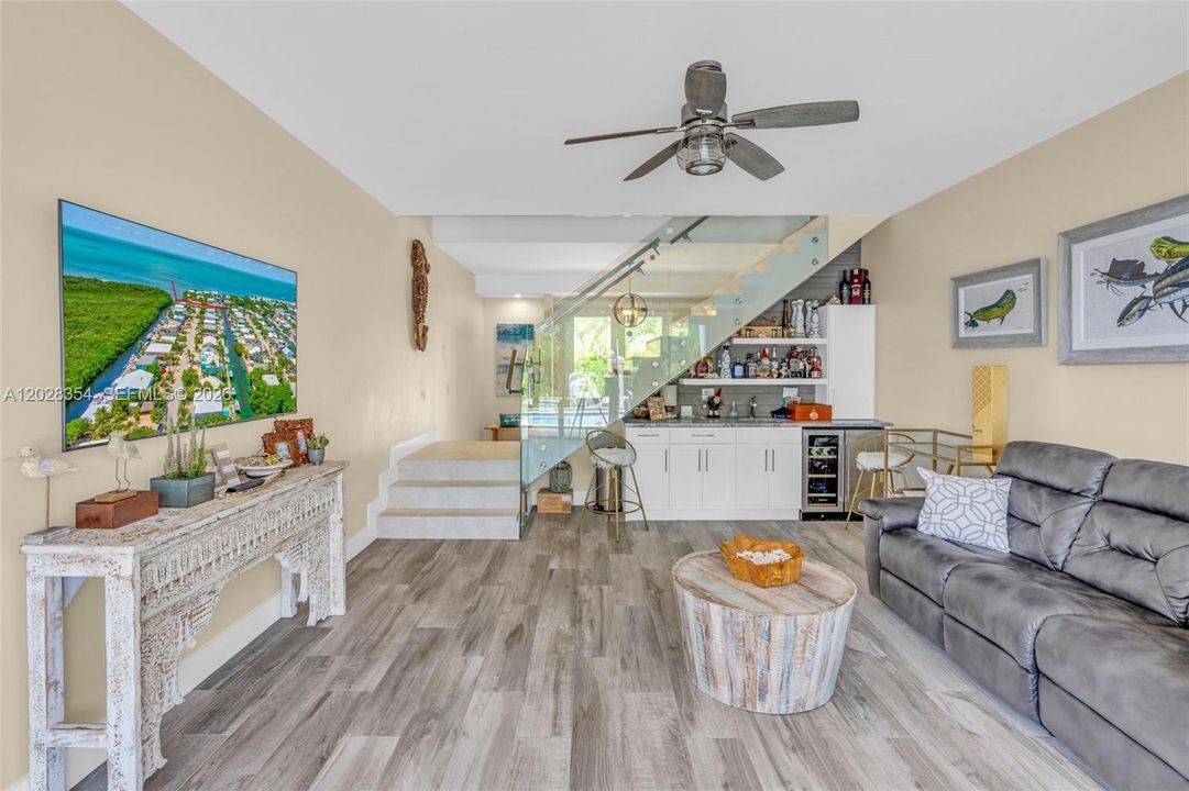 En Venta: $3,350,000 (4 camas, 3 baños, 3182 Pies cuadrados)