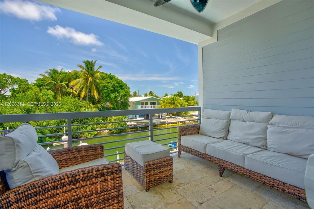 En Venta: $3,350,000 (4 camas, 3 baños, 3182 Pies cuadrados)