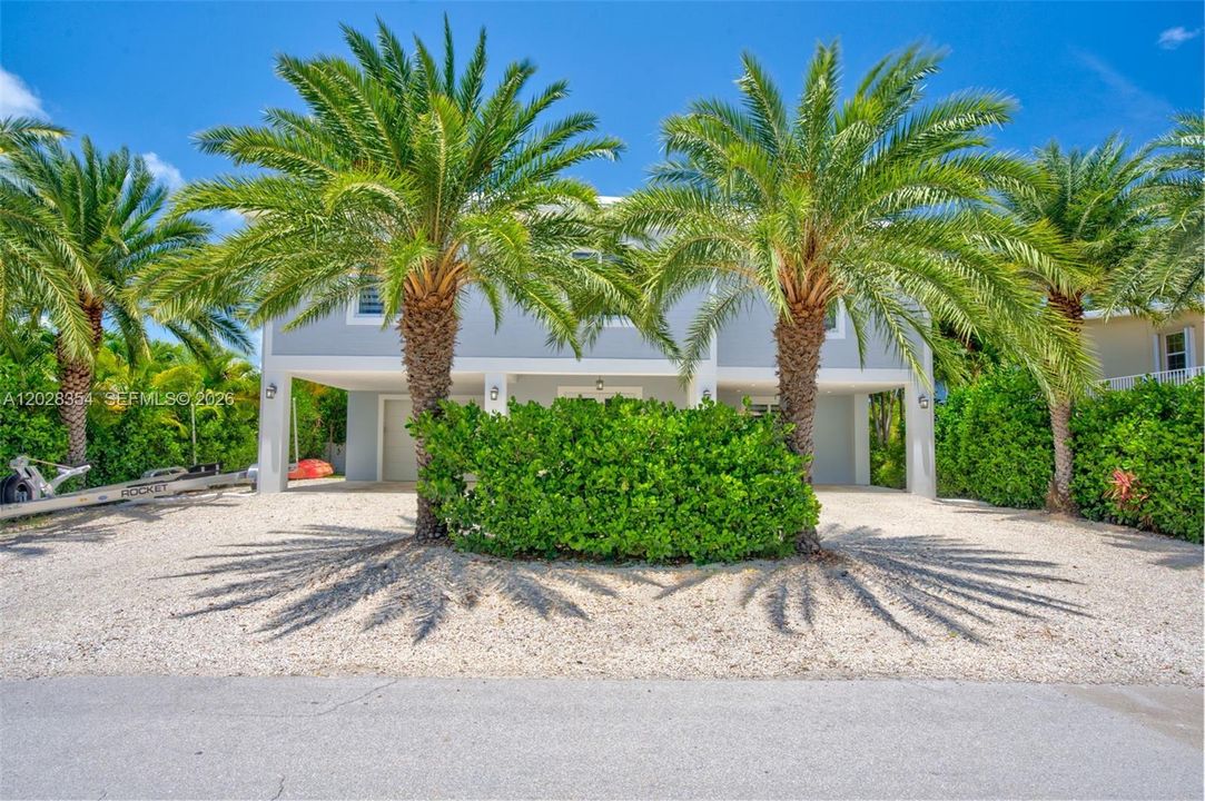 En Venta: $3,350,000 (4 camas, 3 baños, 3182 Pies cuadrados)