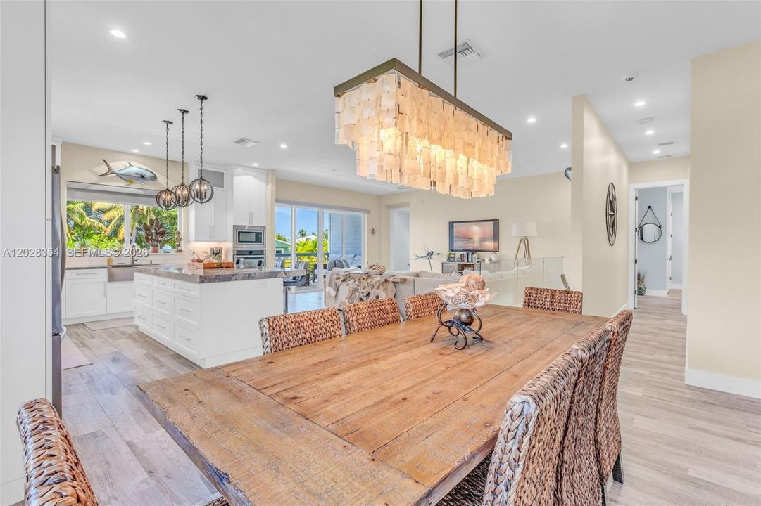 En Venta: $3,350,000 (4 camas, 3 baños, 3182 Pies cuadrados)